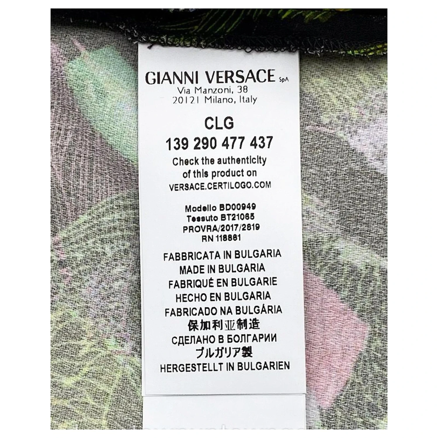 Robe De Cocktail Versus Versace à Imprimé Fluro Abstrait Avec épingle à Nourrice Multicolore – Image 6