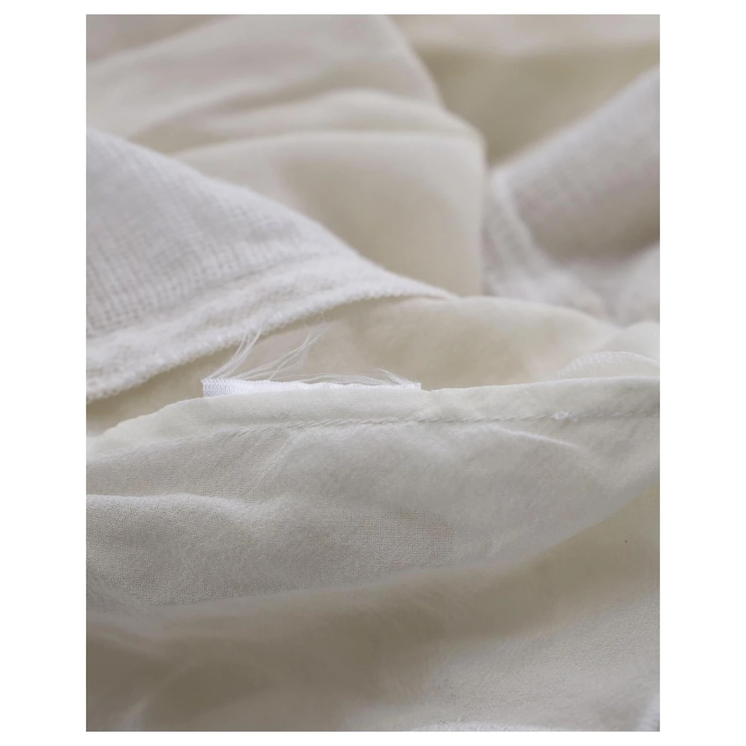 Robe Découpée Au Laser à Motifs Iro En Soie Blanche – Image 5