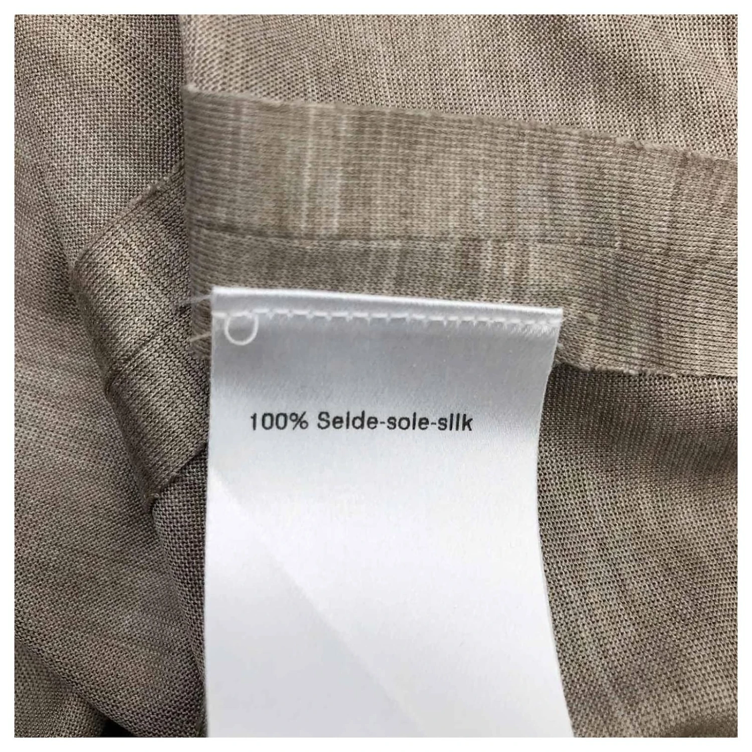 Robe De Jour Akris En Soie Tissée Beige Avec Slip Et Ceinture Blanc Écru – Image 6