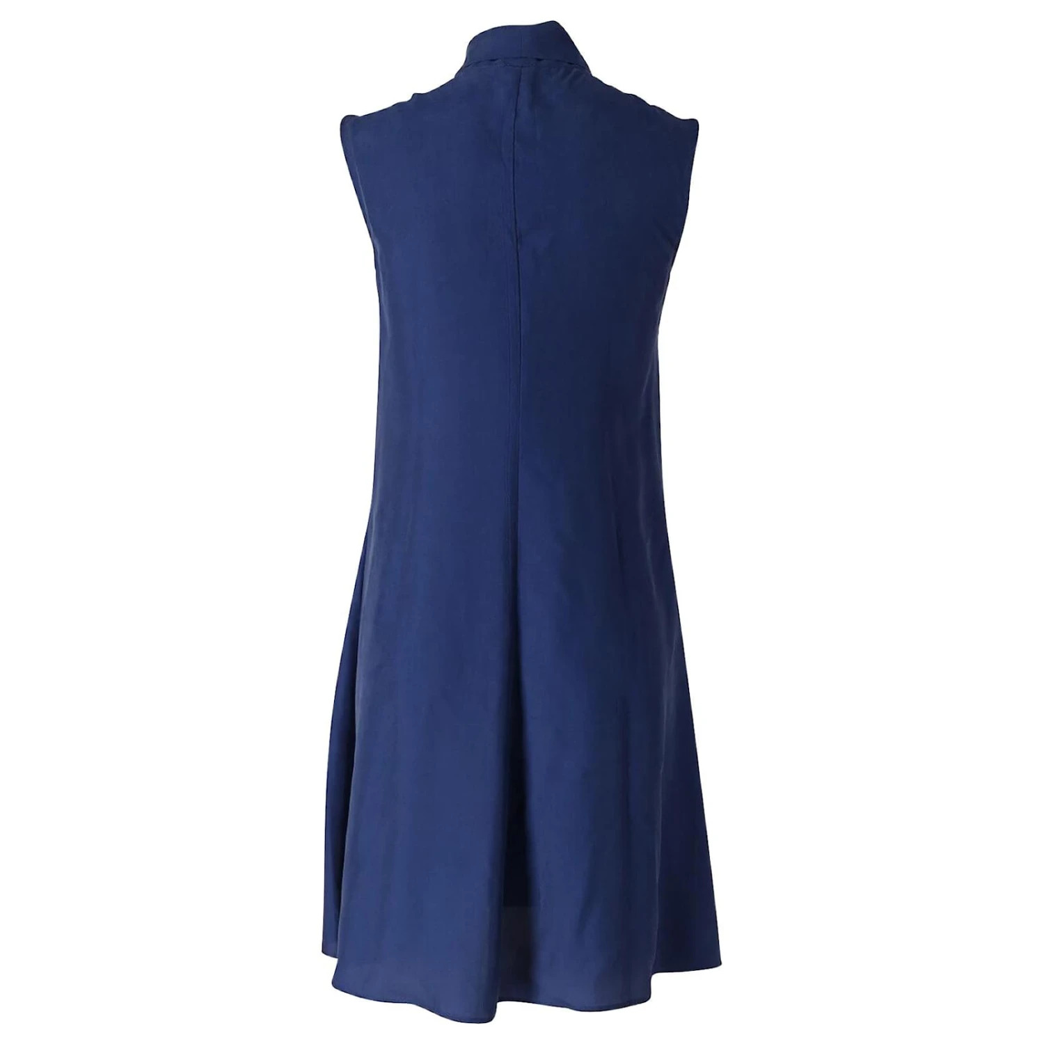 Iris & Ink Robe Sans Manches à Col Cravate En Soie Bleue – Image 3