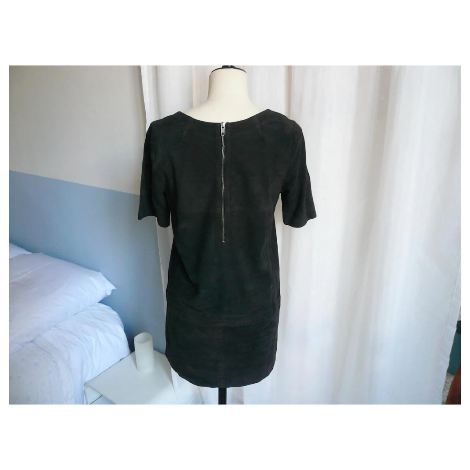 Ba&Sh BASH – ROBE DAIM COULEUR CARBONNE T1 Noir – Image 7