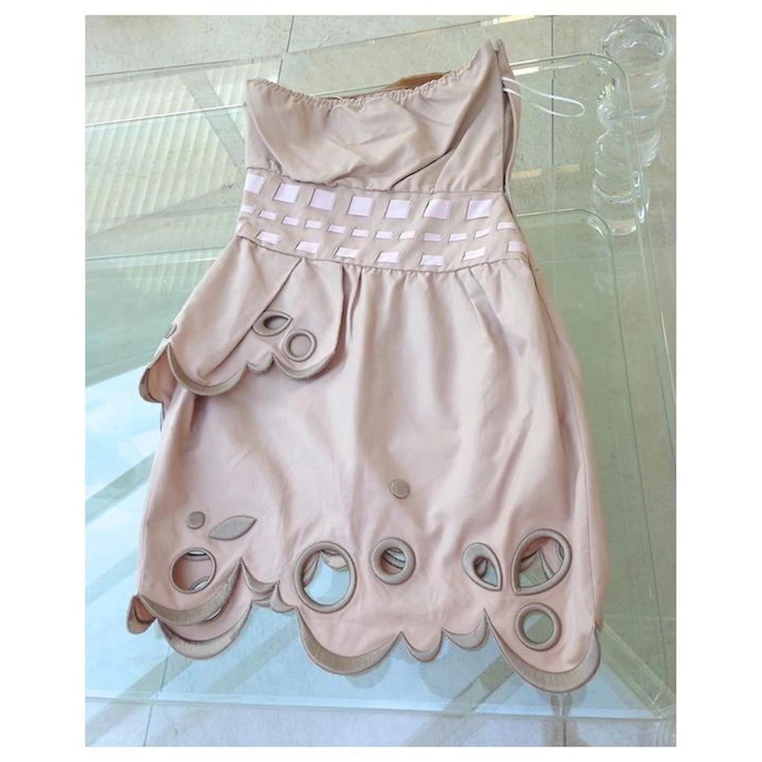 ROBE VICTOR & ROLF Rose Beige – Image 3