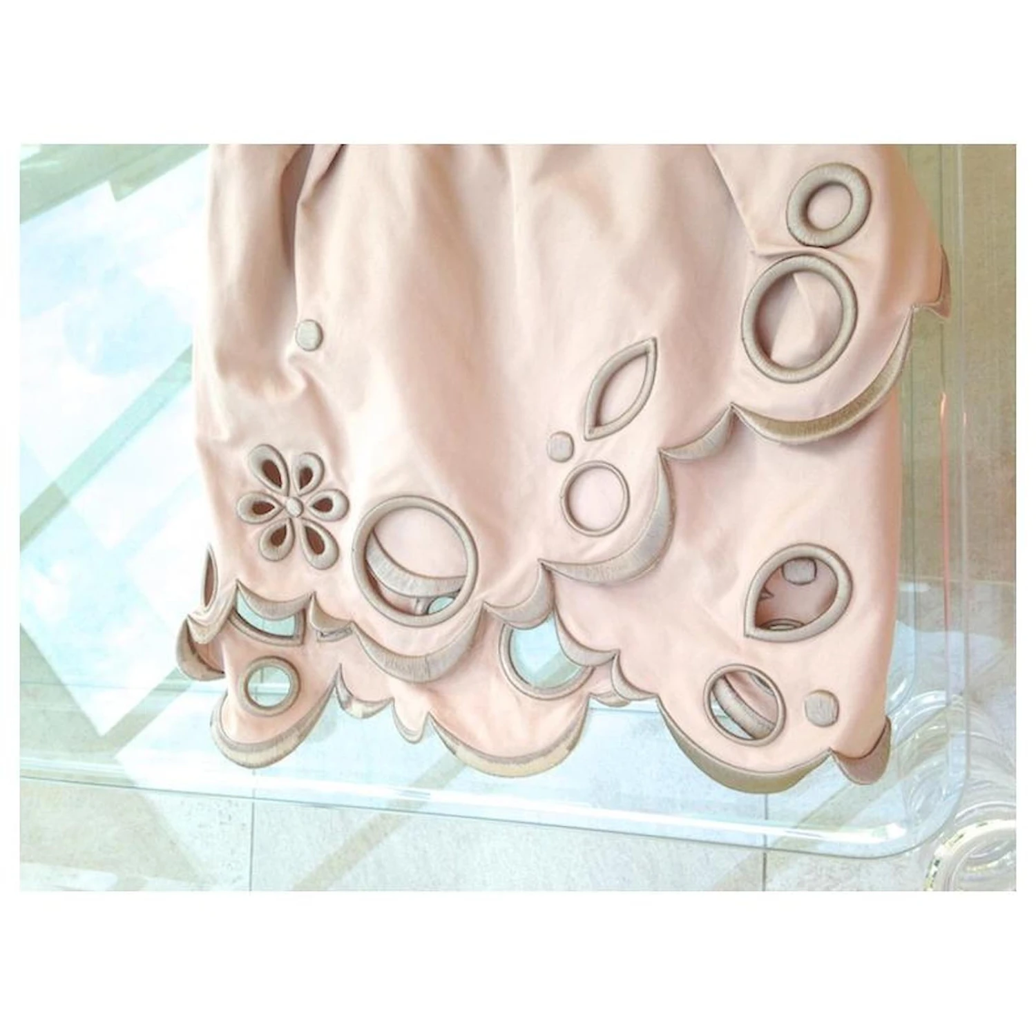 ROBE VICTOR & ROLF Rose Beige – Image 5