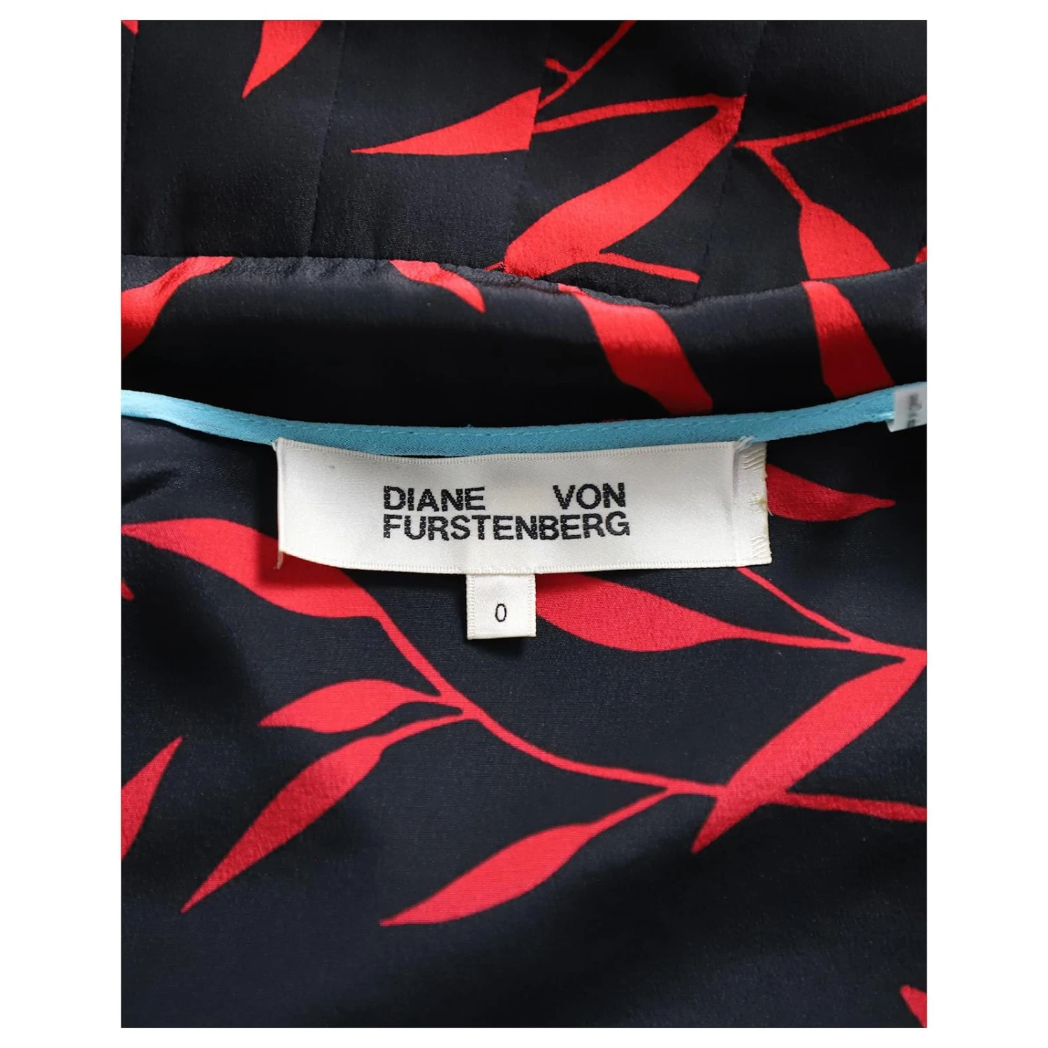 Diane Von Furstenberg Mini Robe Kimono En Soie Multicolore – Image 4